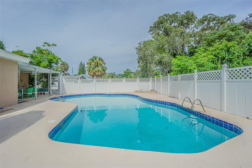 912 Riverside Drive Tarpon Springs, FL 34689 - Photo 29 of 40