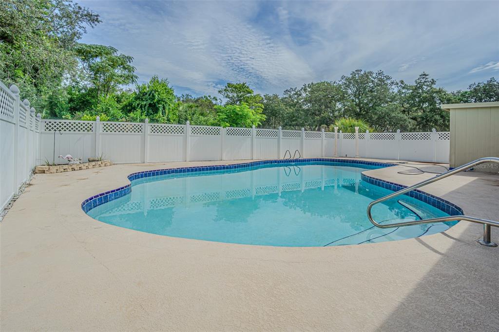912 Riverside Drive Tarpon Springs, FL 34689 - Photo 30 of 40