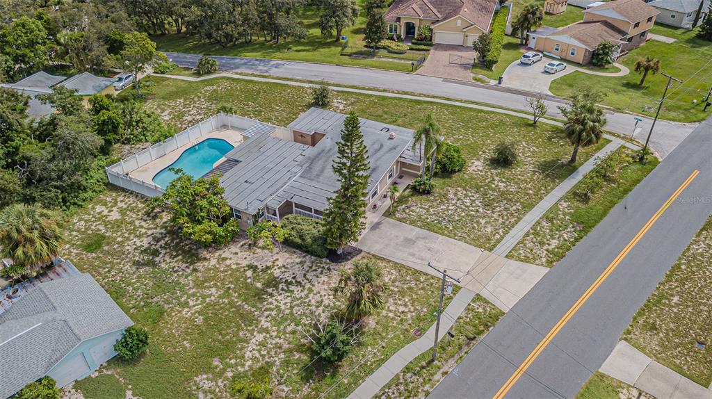 912 Riverside Drive Tarpon Springs, FL 34689 - Photo 37 of 40