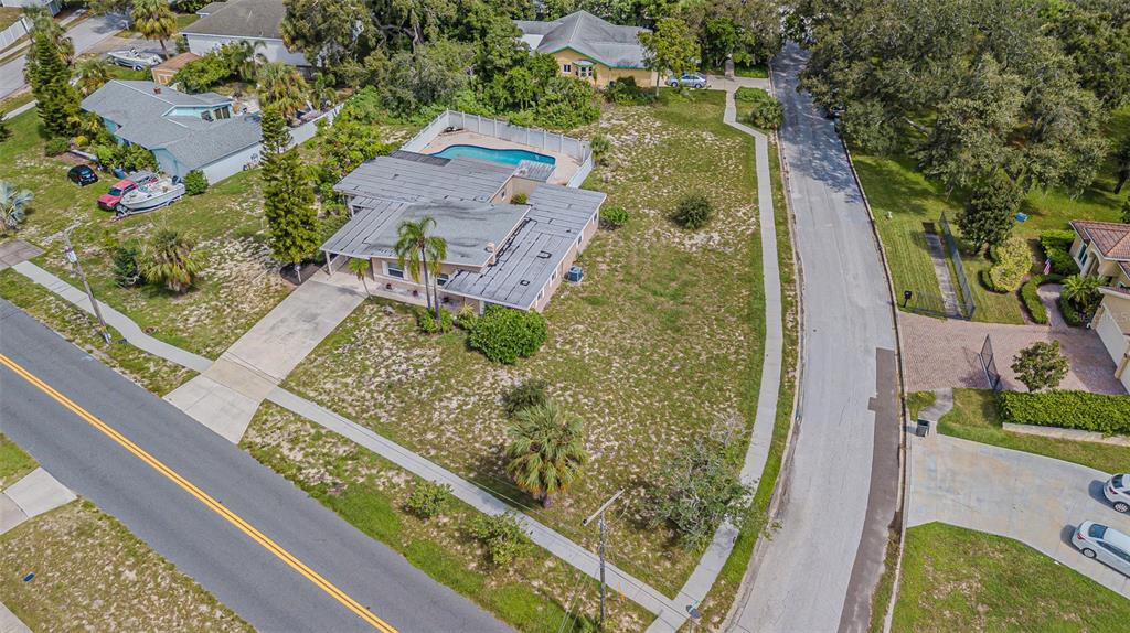 912 Riverside Drive Tarpon Springs, FL 34689 - Photo 38 of 40