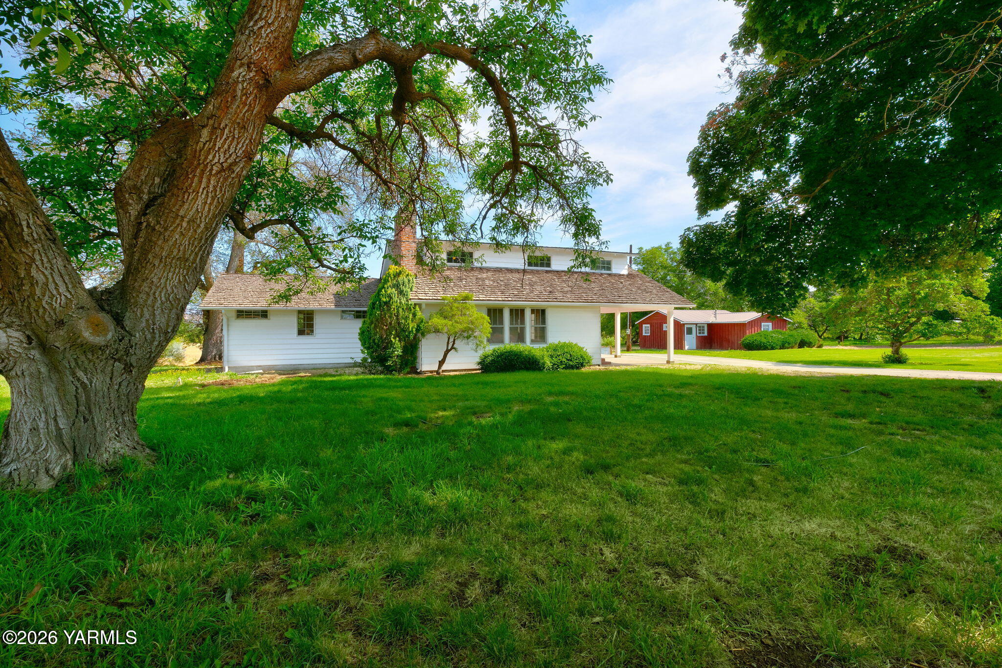 12505 Occidental Road Yakima, WA 98908 - Photo 32 of 43 Beautiful Property!
