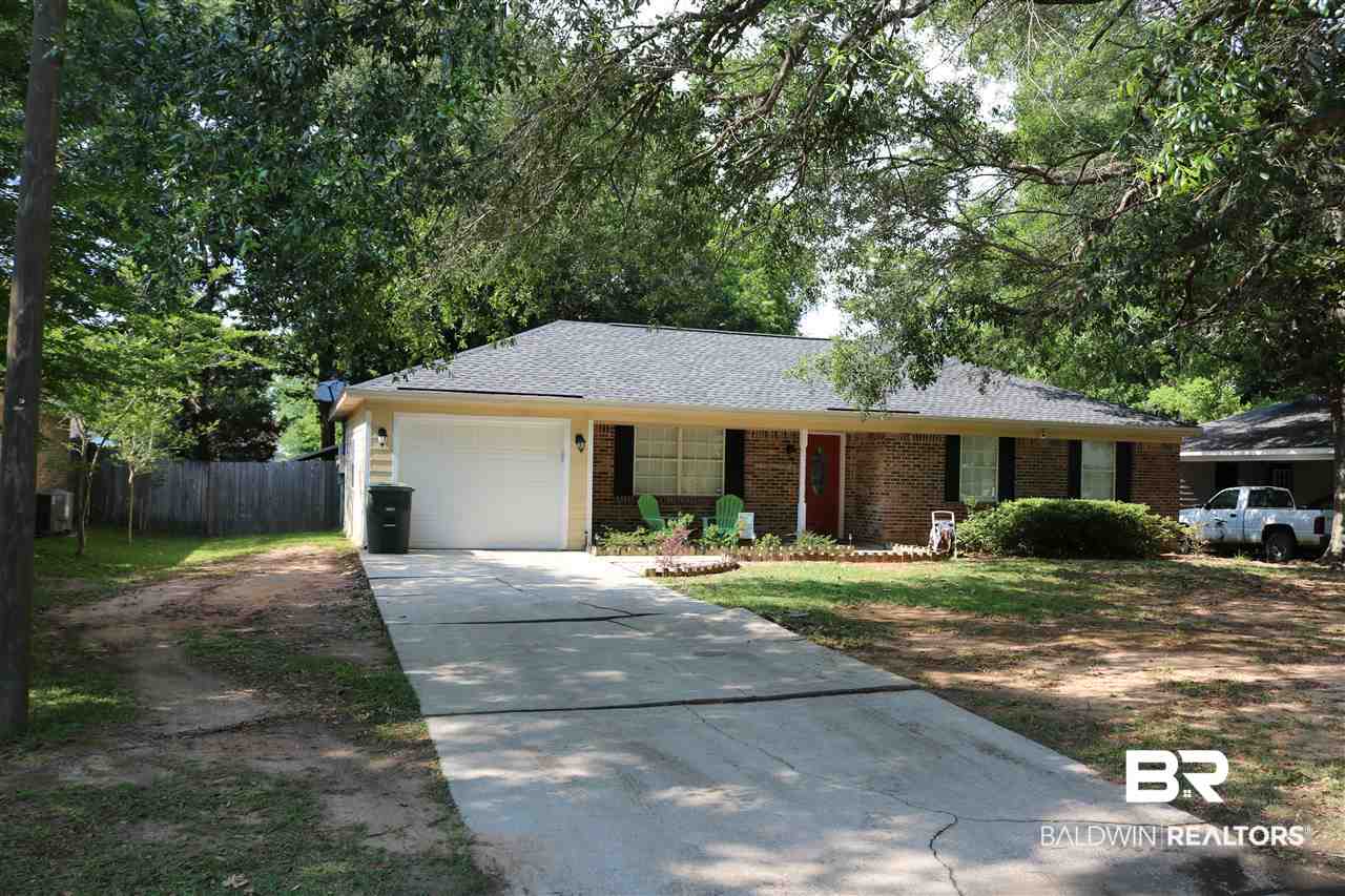 512 Carolyn Avenue Foley, AL 36535 - Photo 3 of 32