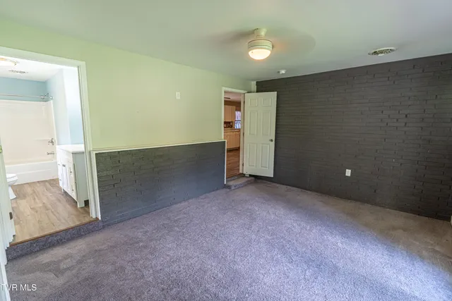 $279,900 | 129 Grove Park Drive, Bristol, TN 37620