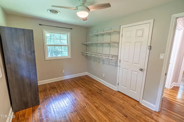 $279,900 | 129 Grove Park Drive, Bristol, TN 37620