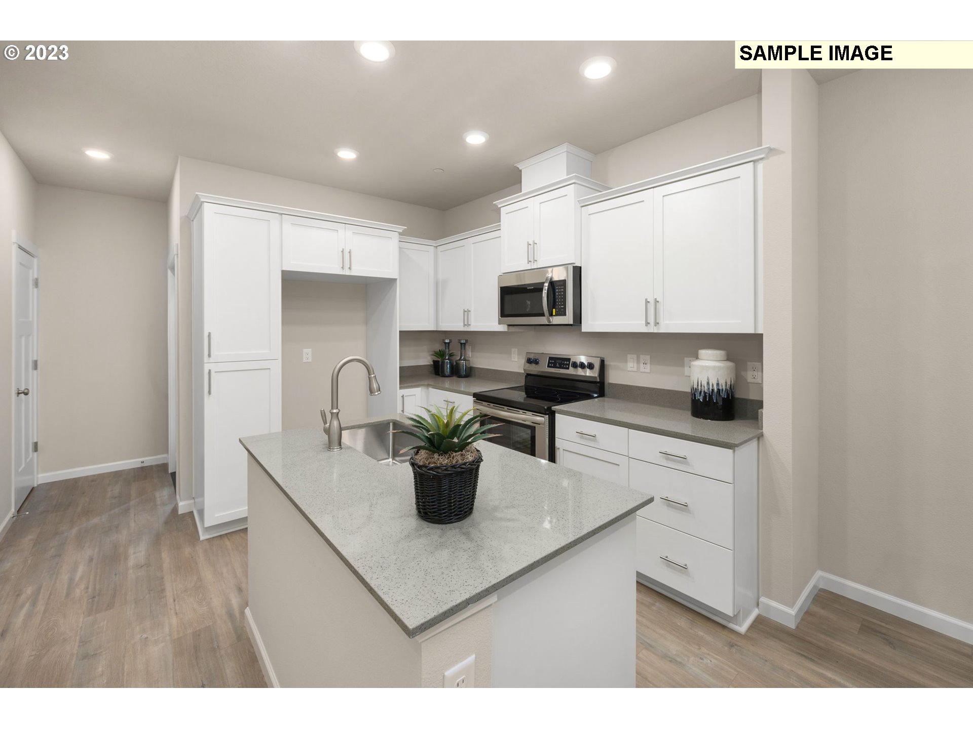 12019 Southeast High Creek Road, Unit B Happy Valley, OR 97086 - Photo 11 of 25 Gallery Image 11