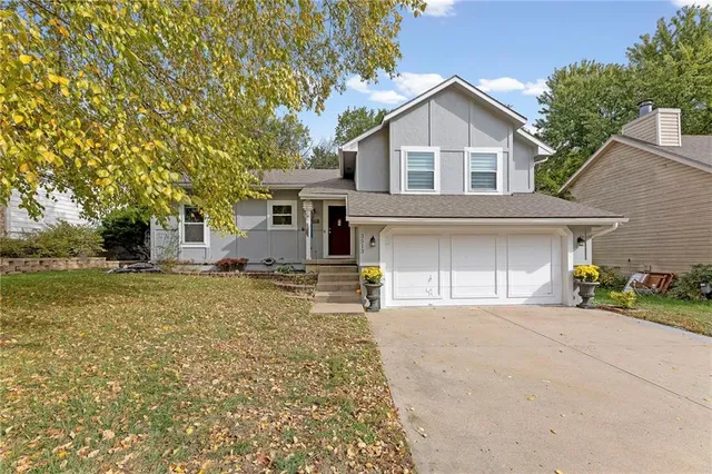 $269,000 | 3513 Tudor Drive, Leavenworth, KS 66048