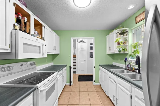 $269,000 | 3513 Tudor Drive, Leavenworth, KS 66048