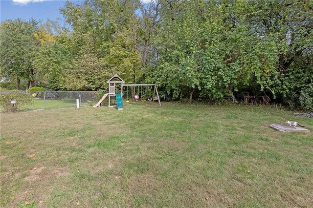 $269,000 | 3513 Tudor Drive, Leavenworth, KS 66048