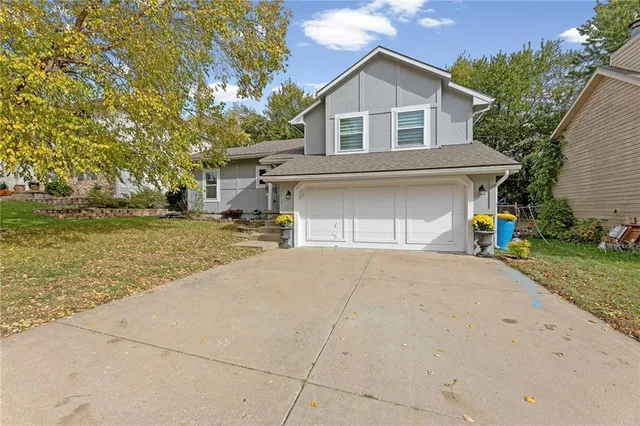 $269,000 | 3513 Tudor Drive, Leavenworth, KS 66048