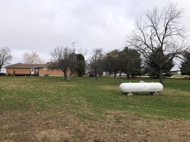 $275,000 | 5543 Highway 20, Freeport, IL 61032