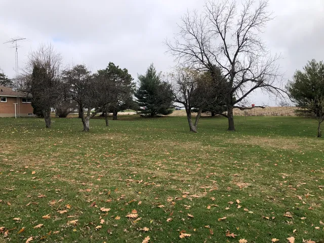 $275,000 | 5543 Highway 20, Freeport, IL 61032