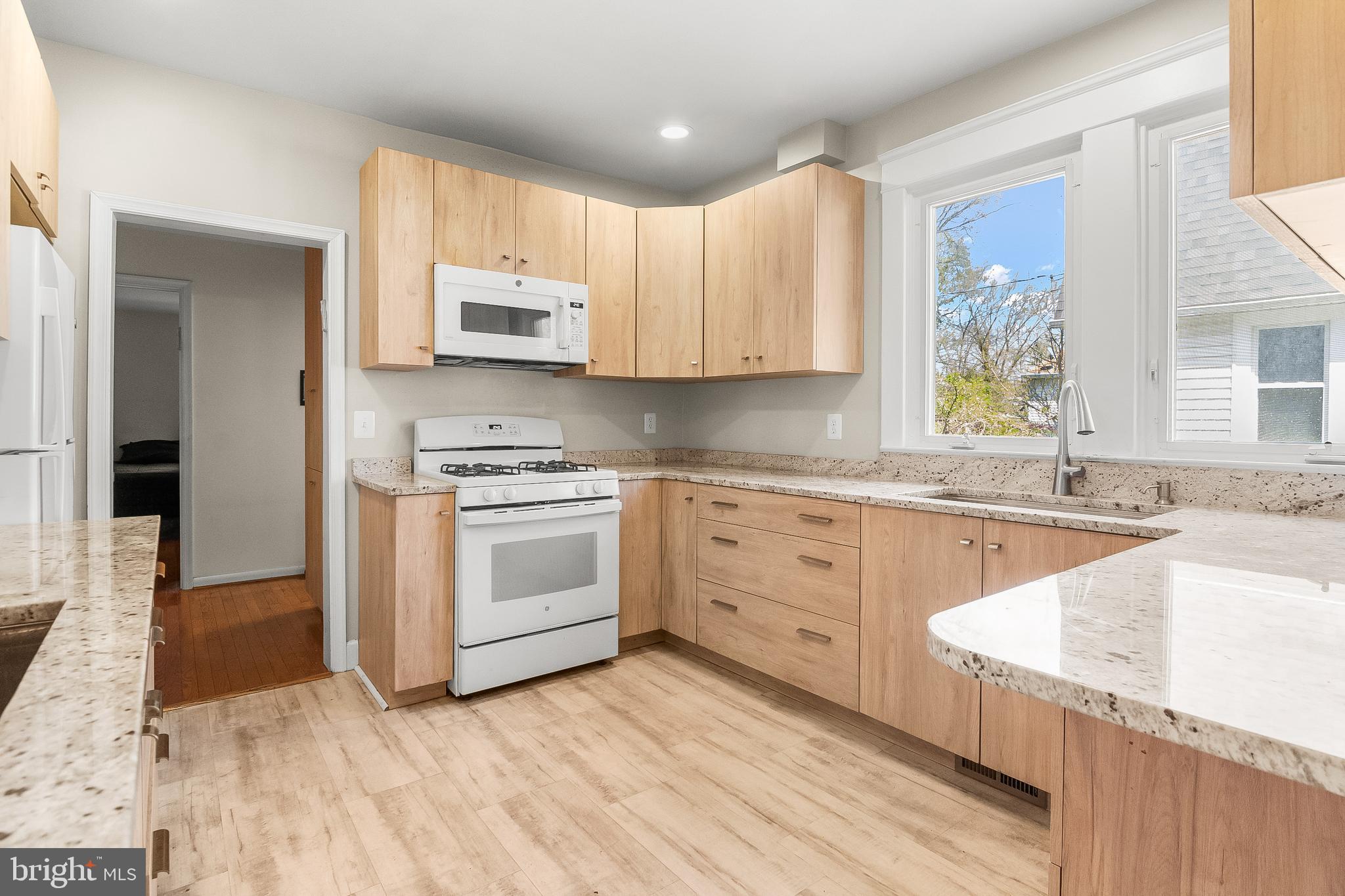 3216 Marnat Road Baltimore, MD 21208 - Photo 11 of 17