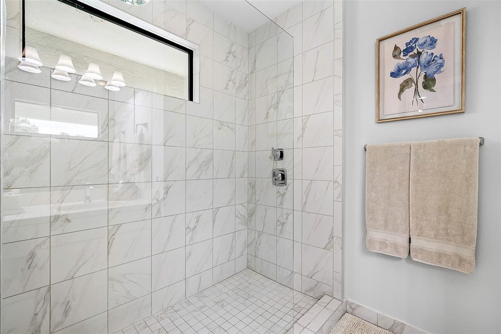 608 Windward Circle Boynton Beach, FL 33435 - Photo 13 of 26 a bathroom with a shower