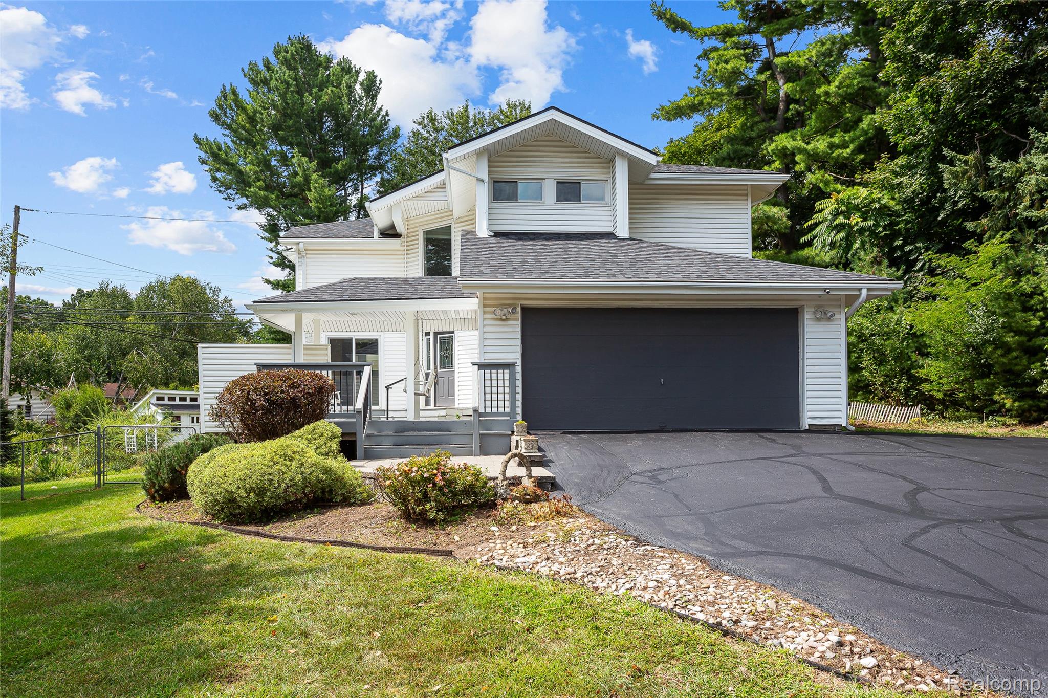 6552 Orion Road Rochester, MI 48306 - Photo 52 of 53 Welcome Home!