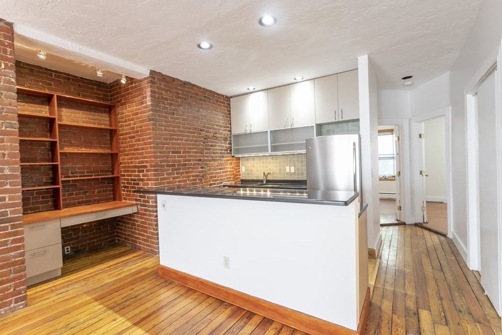 101 Cedar Street, Unit 2 Boston, MA 02119 - Photo 12 of 22