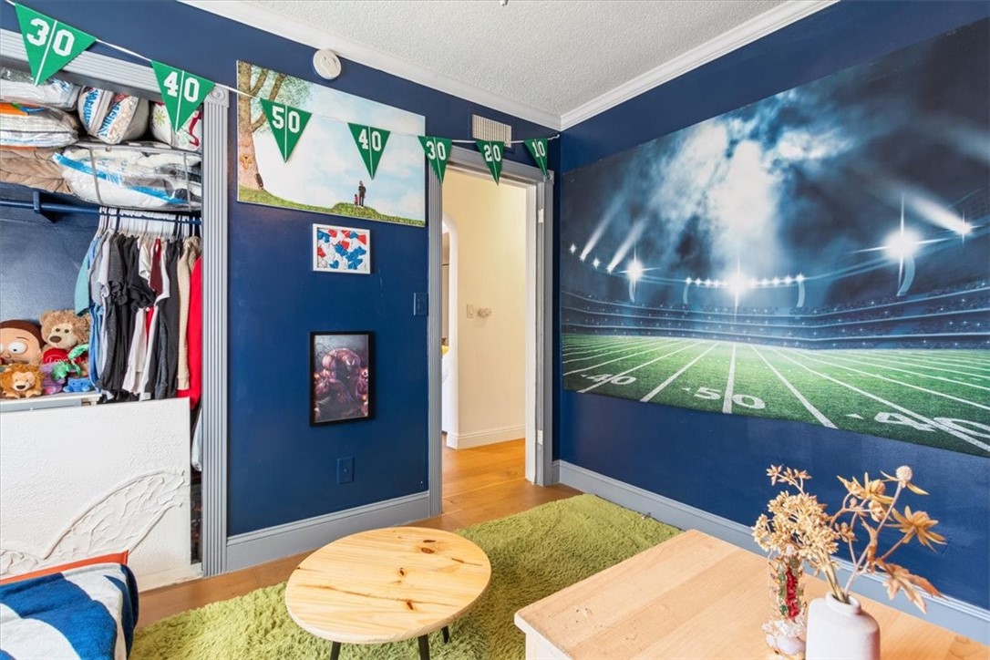 15657-15657 Devonshire Street Granada Hills, CA 91344 - Photo 17 of 39