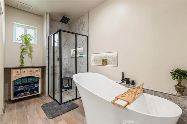 $1,200,000 | 15657-15657 Devonshire Street, Granada Hills, CA 91344