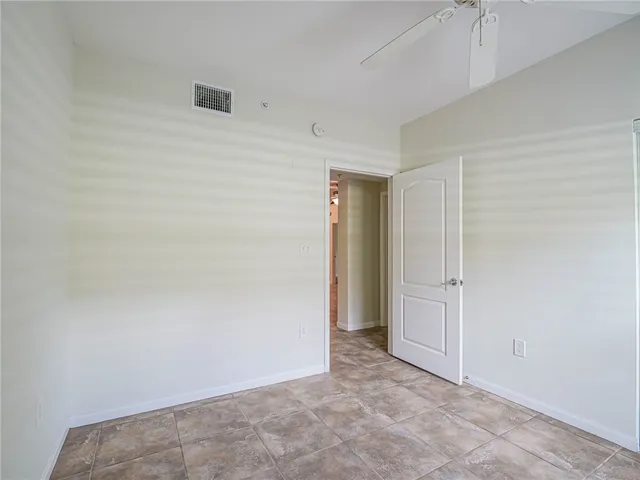 $1,900 | 5060 Fairways Circle, Unit F112, Vero Beach, FL 32967