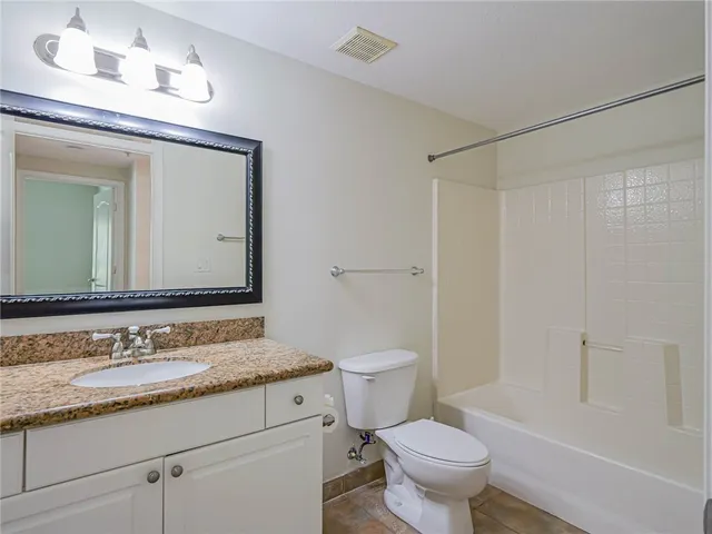 $1,900 | 5060 Fairways Circle, Unit F112, Vero Beach, FL 32967