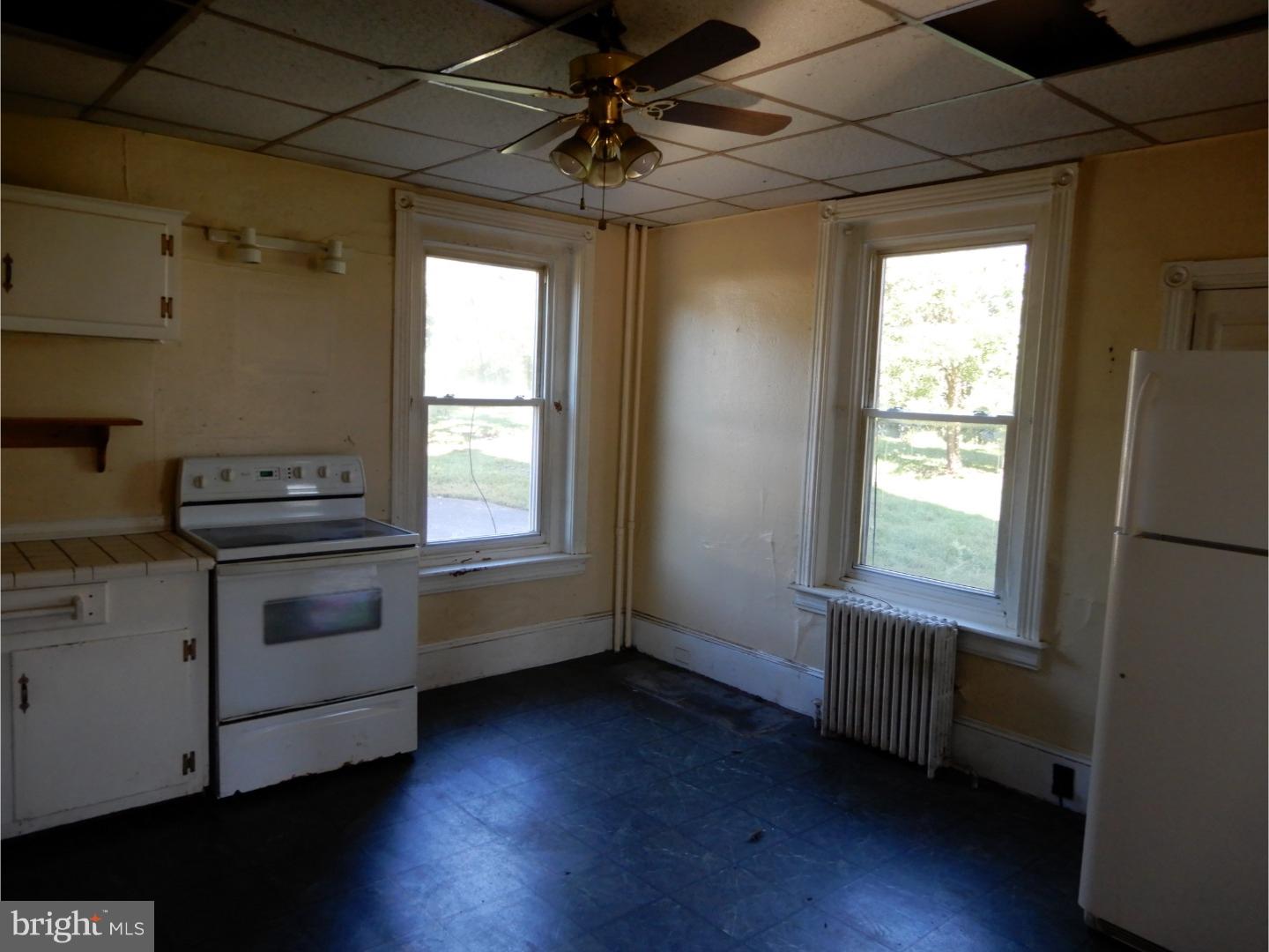 1846 South Easton Road Doylestown, PA 18901 - Photo 10 of 25 Kitchen