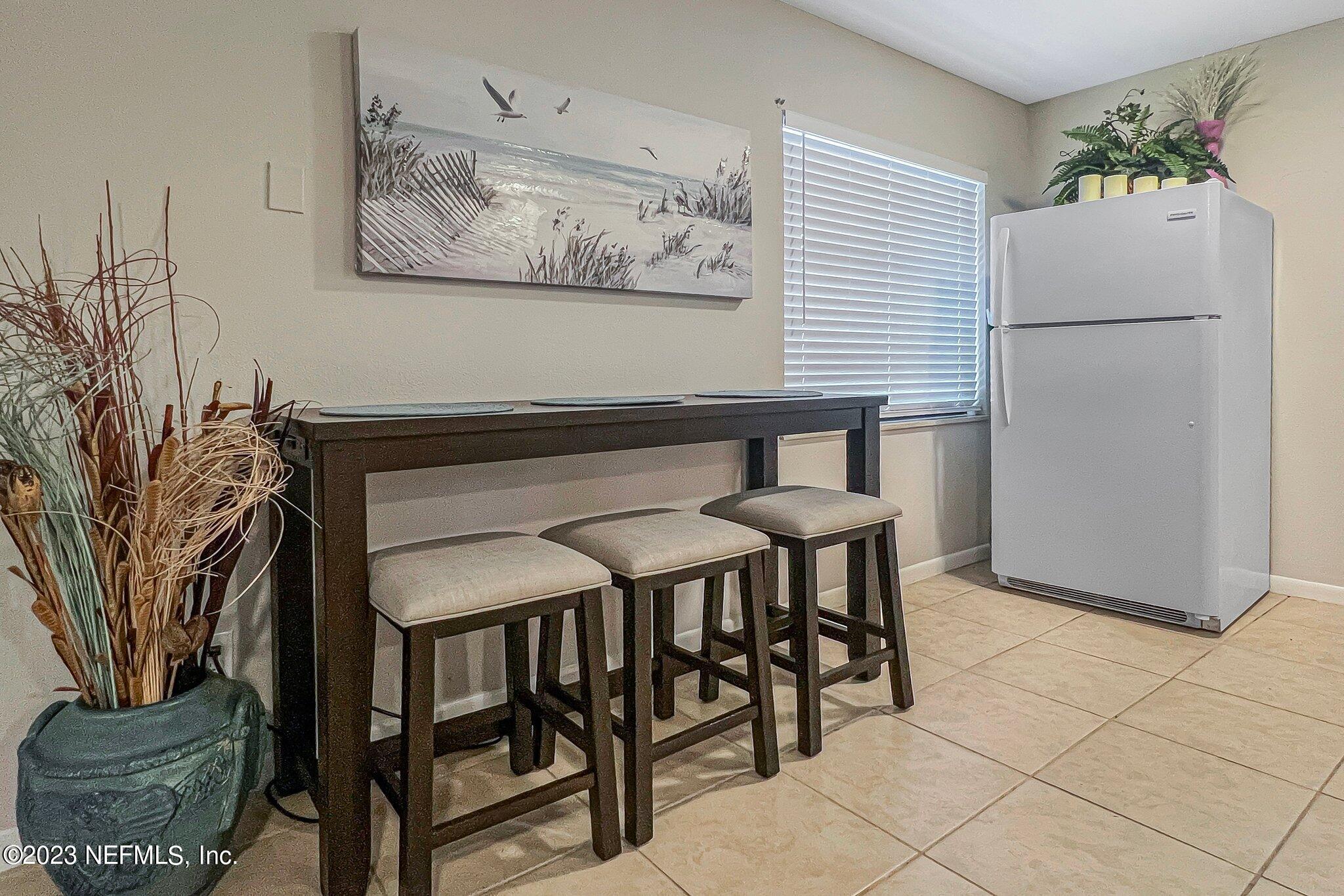 3635 Claridge Road East Jacksonville, FL 32250 - Photo 11 of 31 37-web-or-mls-Photo May 25, 10 38 41 AM