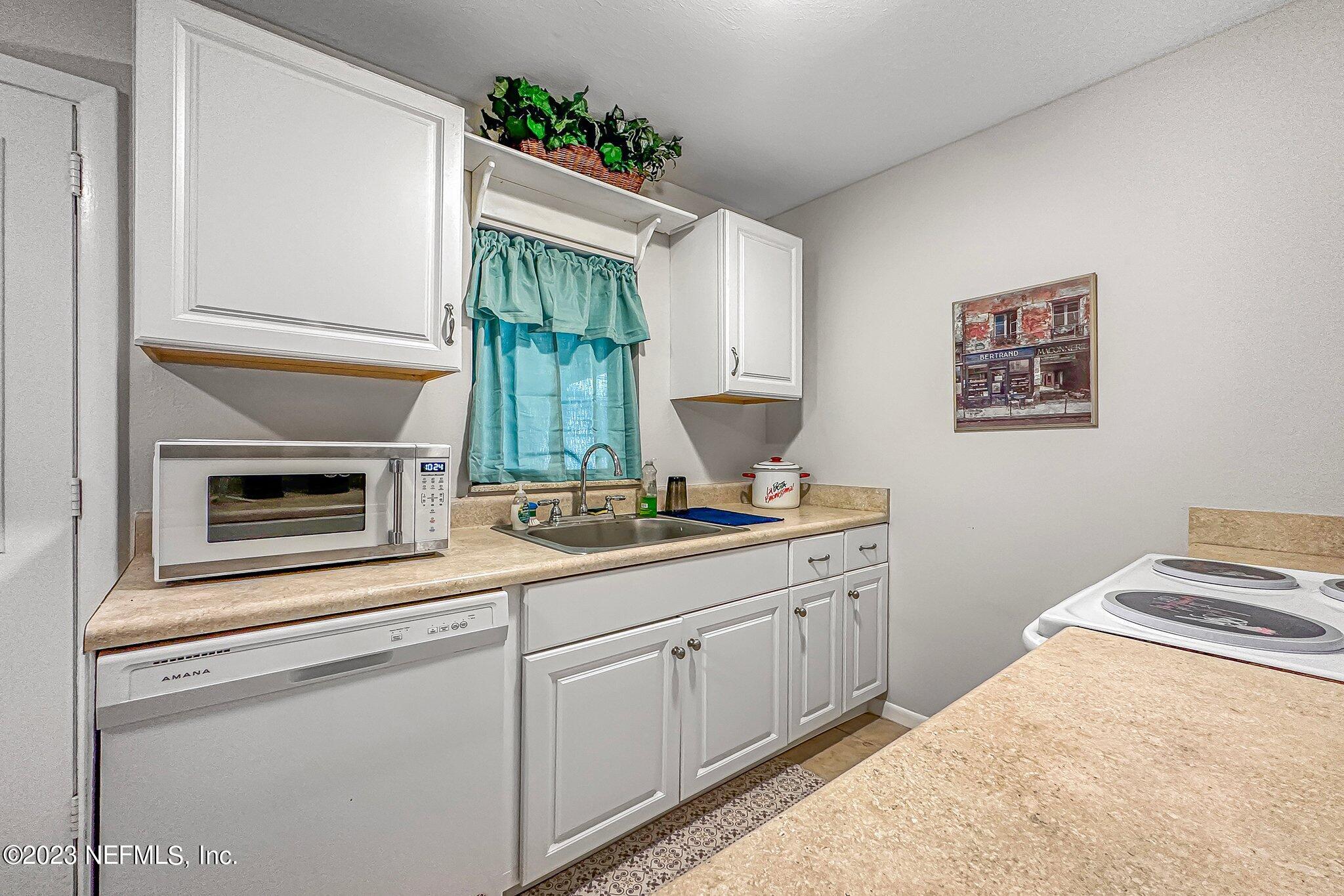 3635 Claridge Road East Jacksonville, FL 32250 - Photo 14 of 31 18-web-or-mls-Photo May 25, 10 26 03 AM