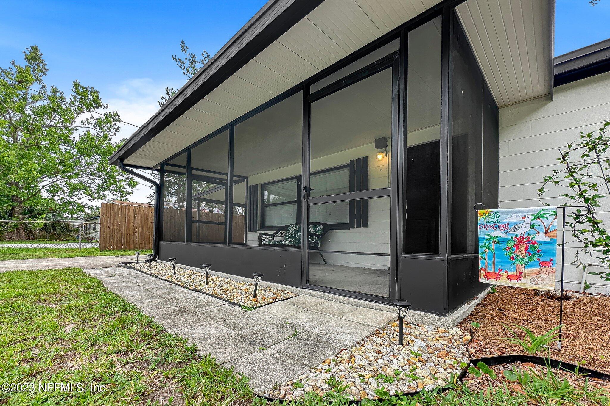 3635 Claridge Road East Jacksonville, FL 32250 - Photo 5 of 31 8-web-or-mls-Photo May 25, 10 17 01 AM