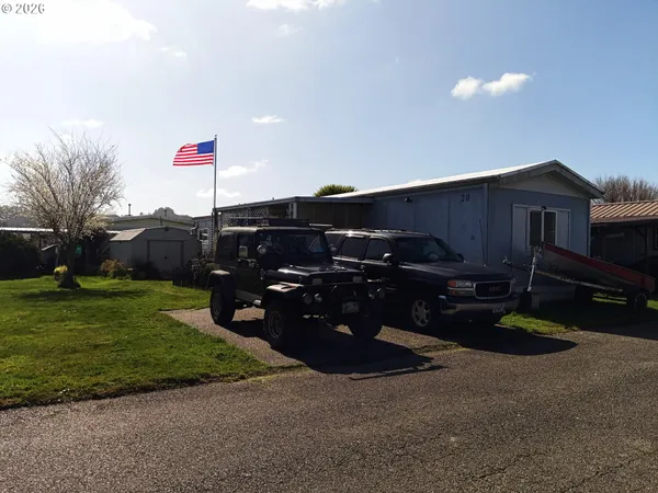 $30,000 | 1000 North 8th Street, Unit 20, Reedsport, OR 97467