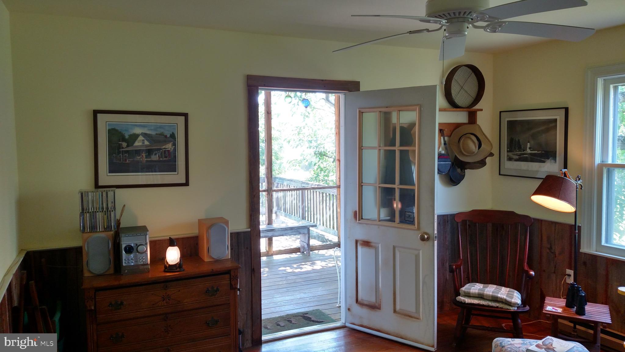 5315 Ragged Point Road Cambridge, MD 21613 - Photo 11 of 23 Office/Bedroom 3