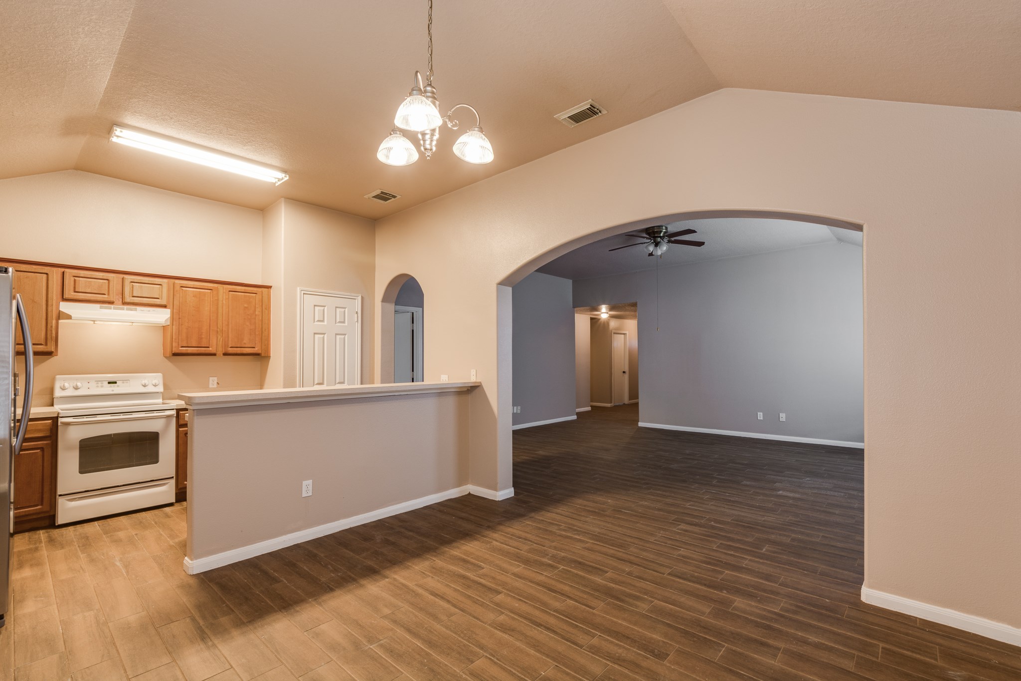 17006 Marlin Spike Way Crosby, TX 77532 - Photo 5 of 25