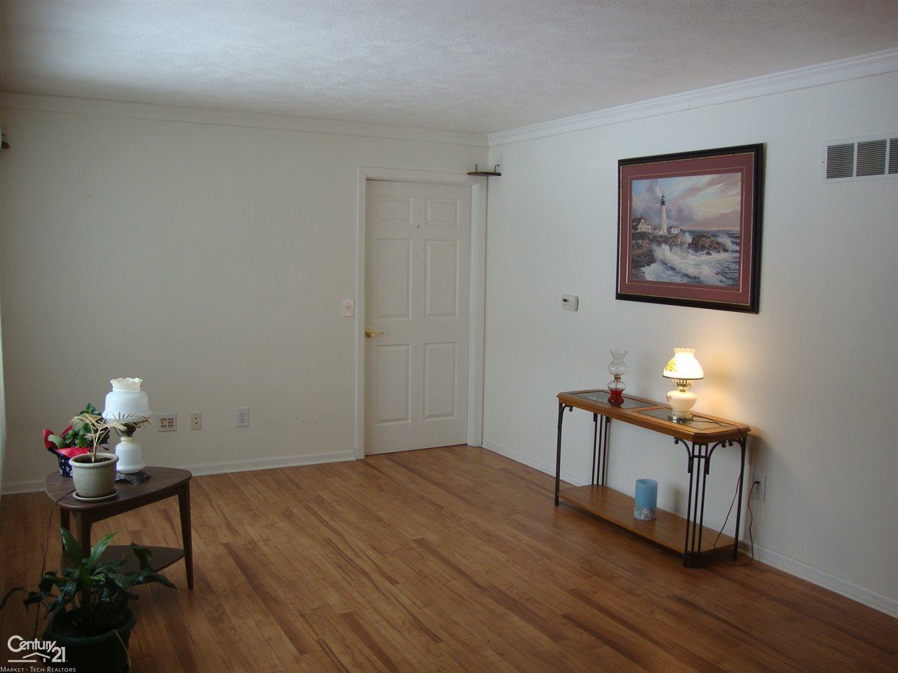 23075 Pratt Road Armada, MI 48005 - Photo 17 of 31