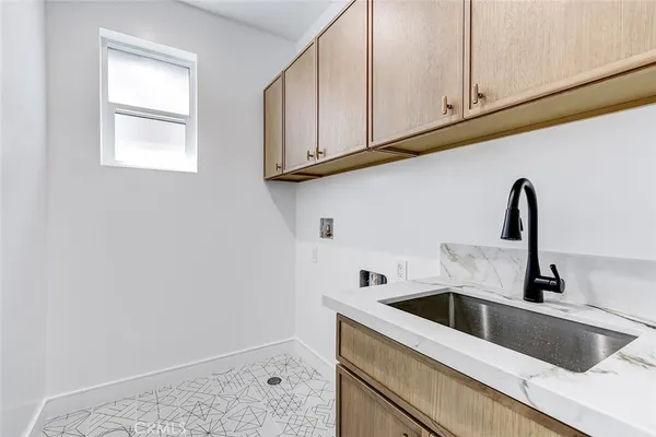 $2,350,000 | 1816 Belmont Lane, Unit B, Redondo Beach, CA 90278