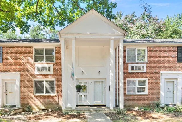 $250,000 | 917 St Marys Street, Raleigh, NC 27605