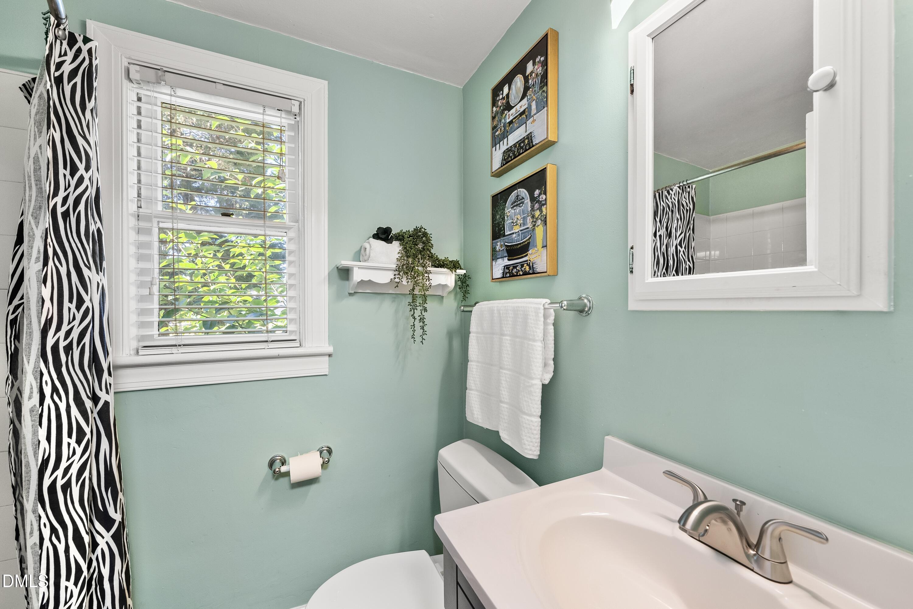 917 St Marys Street Raleigh, NC 27605 - Photo 18 of 25 DSC06585