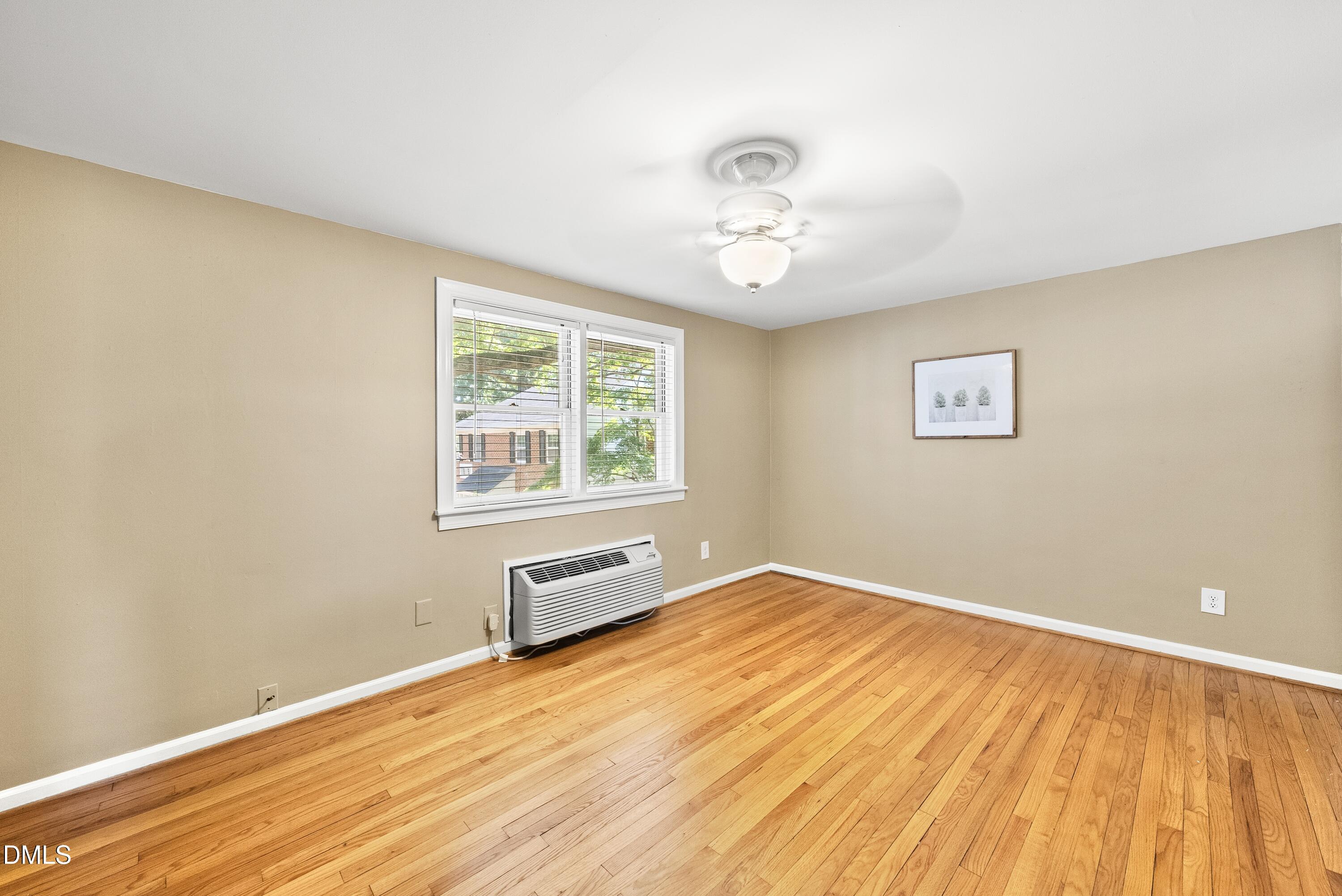 917 St Marys Street Raleigh, NC 27605 - Photo 19 of 25 DSC06591