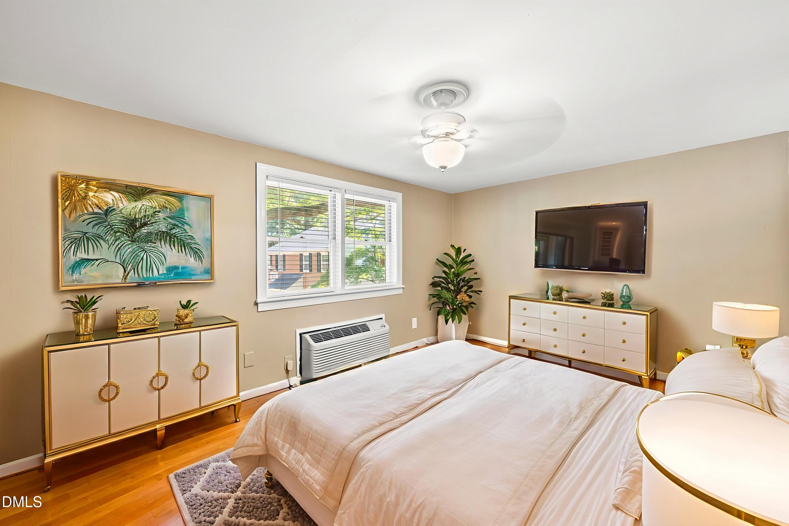 917 St Marys Street Raleigh, NC 27605 - Photo 20 of 25 IMG_0684