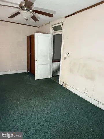 a view of a room with an empty space