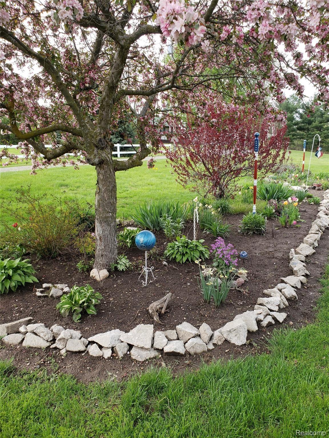 10310 Judd Road Fowlerville, MI 48836 - Photo 19 of 31 Gardens