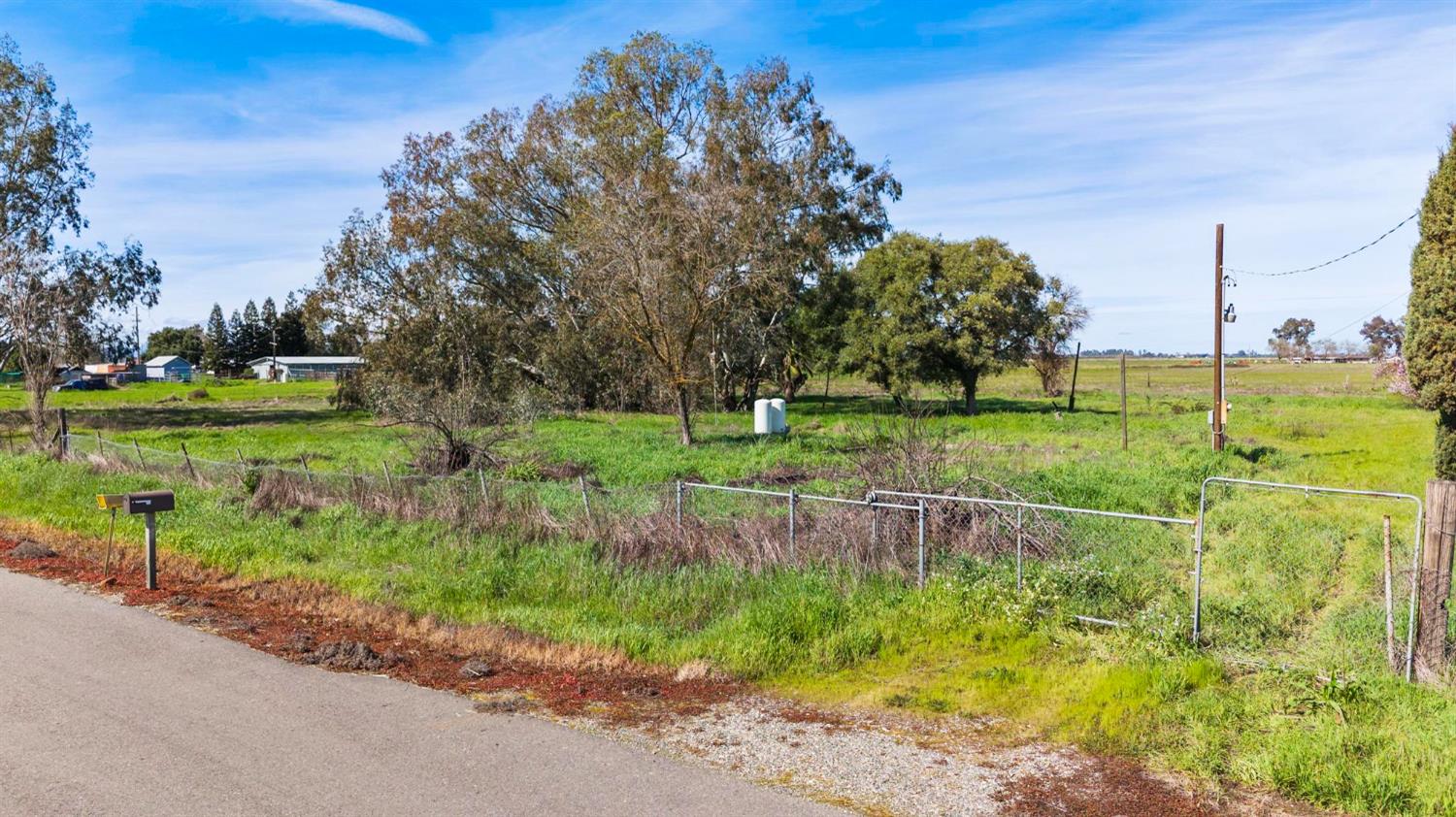 3323 Erle Road Marysville, CA 95901 - Photo 6 of 16