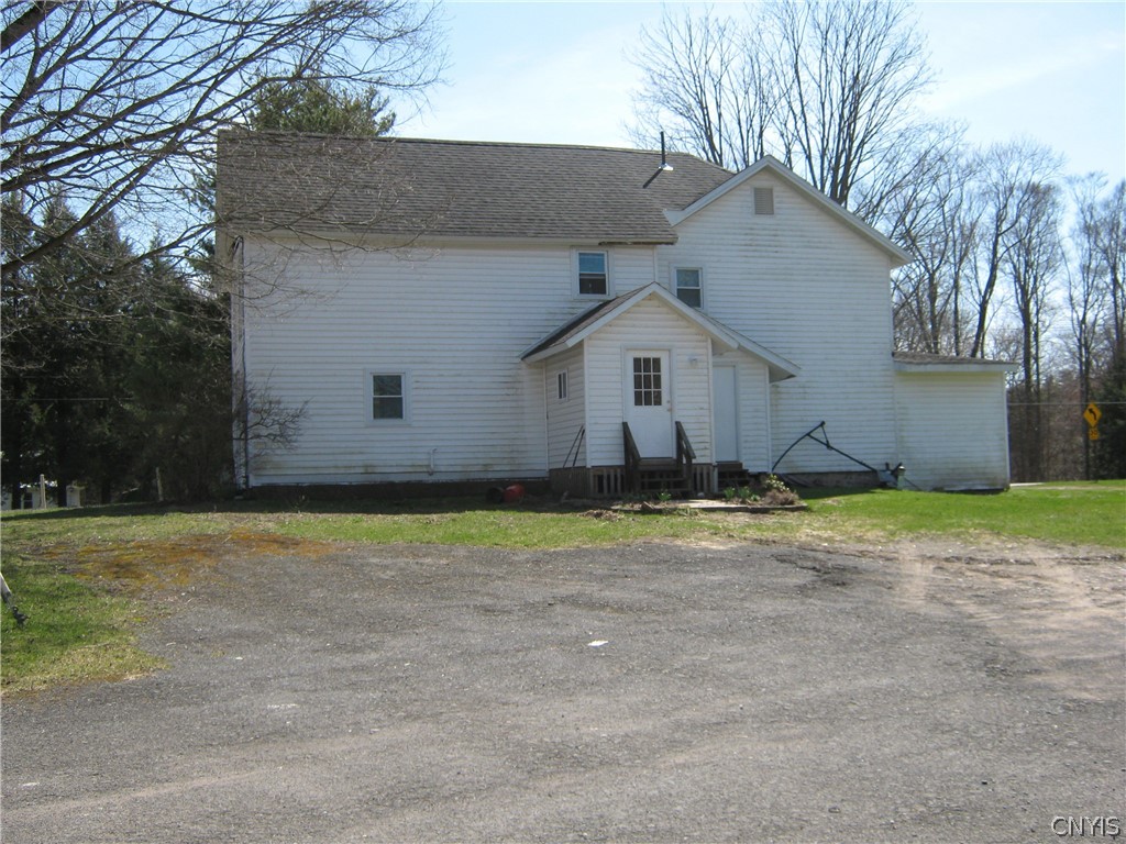 1031 County Rte 12 Schroeppel, NY 13132 - Photo 2 of 12