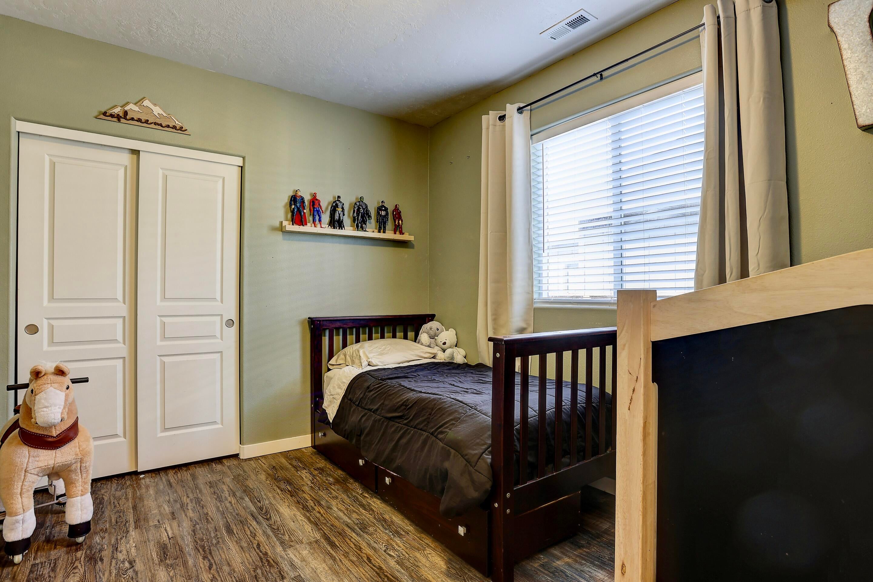 63095 O. B. Riley Road Bend, OR 97703 - Photo 16 of 23 B50E9A86-32E5-4CA1-B289-6EF1AED878FD_1_2