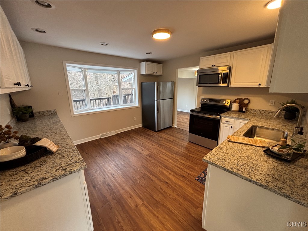 119 Duerr Road Salina, NY 13090 - Photo 7 of 40