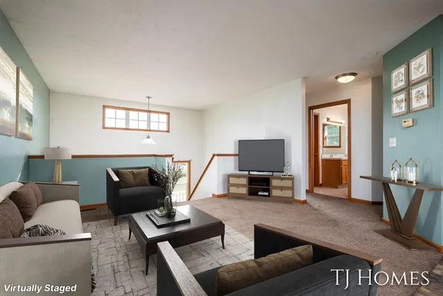 $425,000 | 10525 Edgerton Avenue Northeast, Rockford, MI 49341