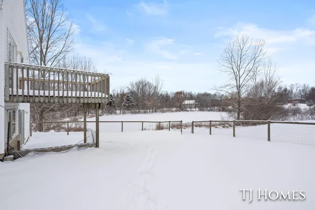 $425,000 | 10525 Edgerton Avenue Northeast, Rockford, MI 49341