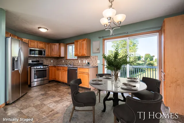 $425,000 | 10525 Edgerton Avenue Northeast, Rockford, MI 49341