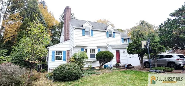 $699,900 | 10 North Drive, East Brunswick, NJ 08816