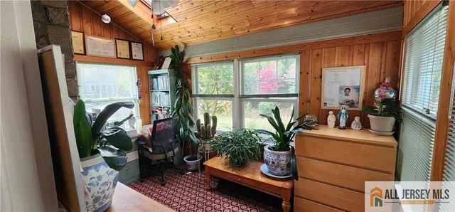 $699,900 | 10 North Drive, East Brunswick, NJ 08816