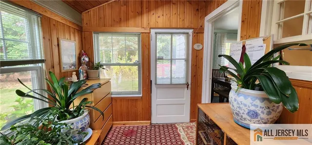 $699,900 | 10 North Drive, East Brunswick, NJ 08816