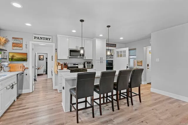 $899,000 | 3516 Las Vegas Drive, Oceanside, CA 92054