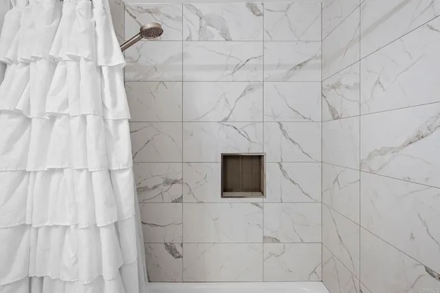 $899,000 | 3516 Las Vegas Drive, Oceanside, CA 92054